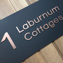 Charger l'image dans la galerie, Large Modern 3D Stand Out Bold Lettering House Name / Address Sign 40 cm x 20 cm