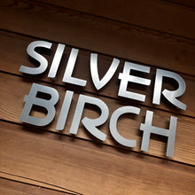 Lataa kuva Galleria-katseluun, Modern Floating House Name Sign Lettering