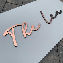 Laden Sie das Bild in den Galerie-Viewer, Modern 3D Stand Out Handwriting Script Style House Name / Address Sign 40 cm x 20 cm - KREATIV DESIGN -