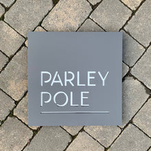Afbeelding in Gallery-weergave laden, Modern Square House Name or Address Sign 40 cm x 40 cm - Kreativ Design Ltd 