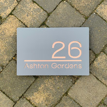 Laden Sie das Bild in den Galerie-Viewer, Modern Contemporary Rectangle House Address Sign 30 cm x 20 cm - Kreativ Design Ltd 
