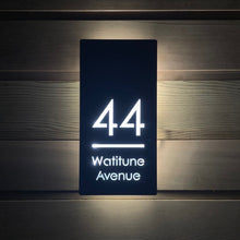 Afbeelding in Gallery-weergave laden, Large Illuminated LED Backlit House Sign/Bespoke Address Plaque 20cm x 40cm - Kreativ Design Ltd 