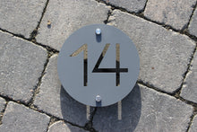 Laden Sie das Bild in den Galerie-Viewer, Modern Round House Number Sign 15cm - Kreativ Design Ltd 