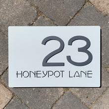 Afbeelding in Gallery-weergave laden, Modern Rectangle House Address Sign with 3D Digits 30 cm x 20 cm - Kreativ Design Ltd 