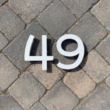 Laden Sie das Bild in den Galerie-Viewer, Individual House Number (Digit) Sign 20 cm tall - Kreativ Design Ltd 