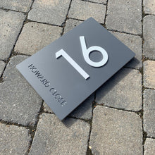 Laden Sie das Bild in den Galerie-Viewer, Modern Rectangle House Address Sign with 3D Digits 30 cm x 20 cm - Kreativ Design Ltd 