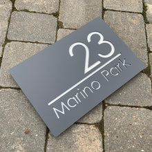 Carica l&#39;immagine nel visualizzatore di Gallery, Modern Contemporary Rectangle House Address Sign 30 cm x 20 cm - Kreativ Design Ltd 