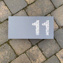 Afbeelding in Gallery-weergave laden, Modern Geometric Pattern House Number Sign 30 cm x 15 cm - Kreativ Design Ltd 