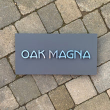 Charger l&#39;image dans la galerie, Large Modern 3D Stand Out Bold Lettering House Name / Address Sign 40 cm x 20 cm - KREATIV DESIGN -