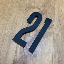 Afbeelding in Gallery-weergave laden, Extra Large Individual House Number Sign 50 cm - Kreativ Design Ltd 