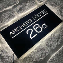 Laden Sie das Bild in den Galerie-Viewer, Large Illuminated LED Modern House Address Sign | Bespoke Address Plaque 40 x 20 cm - Kreativ Design Ltd 